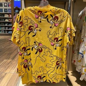 Disney Pluto Tee Size M